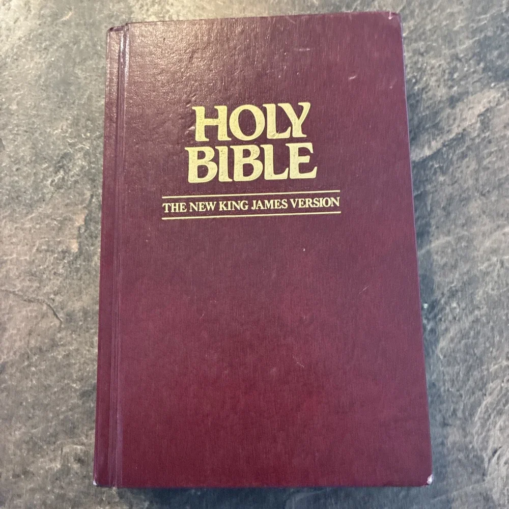 Holy Bible: New King James Version NKJV, Thomas Nelson, 1990 Hardcover ABS